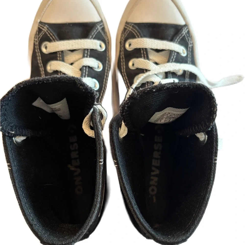 Converse Chuck Taylor Women's High Top Lugged Platform Sneakers Size 7 - Picture 5 of 6